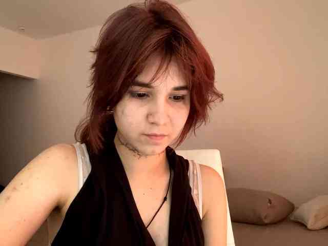 AngelinaVier webcam