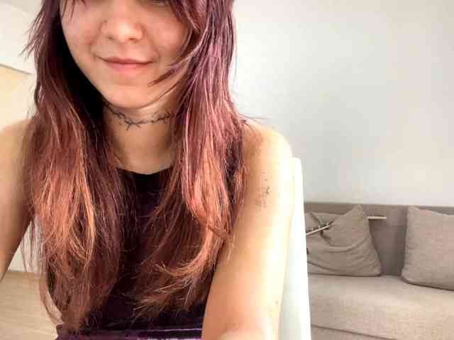 AngelinaVier webcam