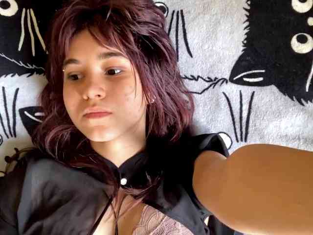 AngelinaVier webcam