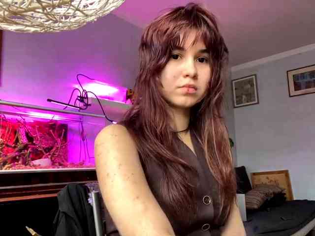 AngelinaVier webcam