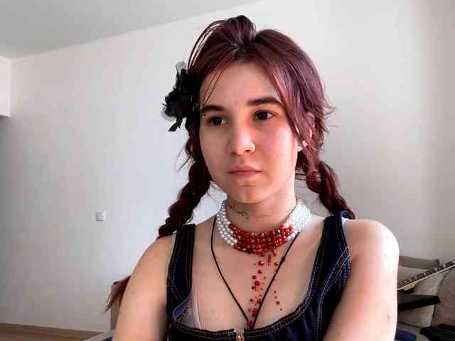 AngelinaVier webcam