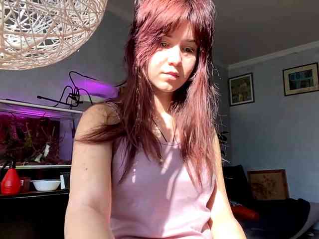 AngelinaVier webcam