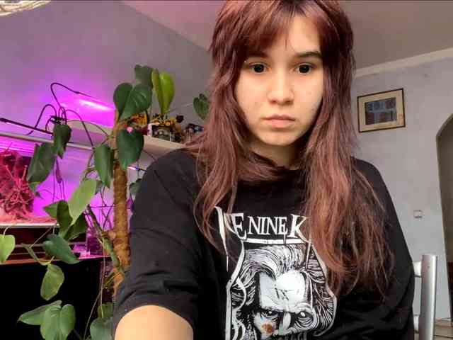 AngelinaVier webcam