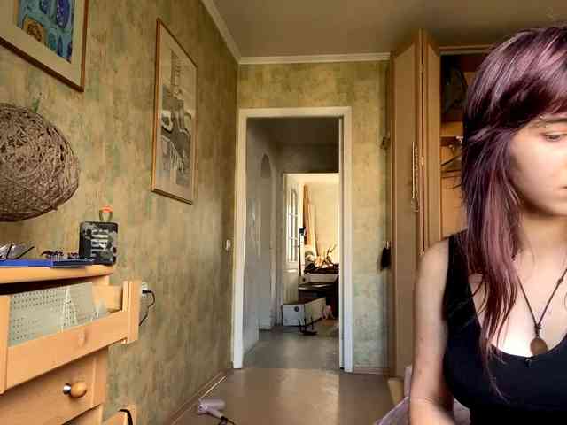 AngelinaVier webcam