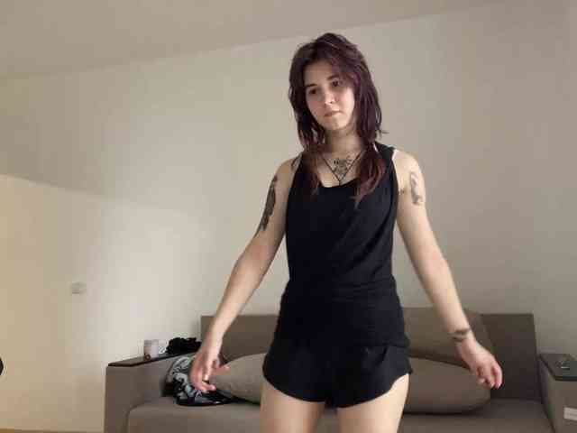 AngelinaVier webcam