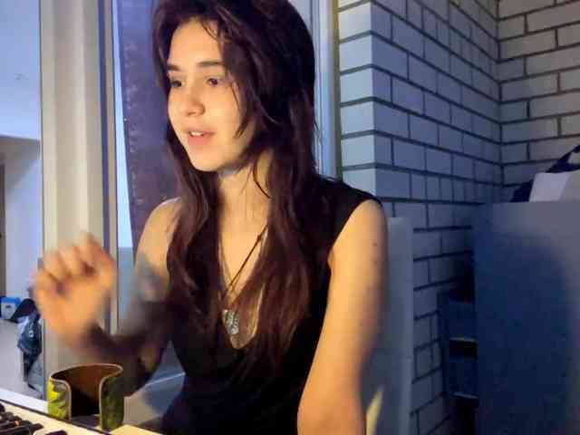 AngelinaVier webcam