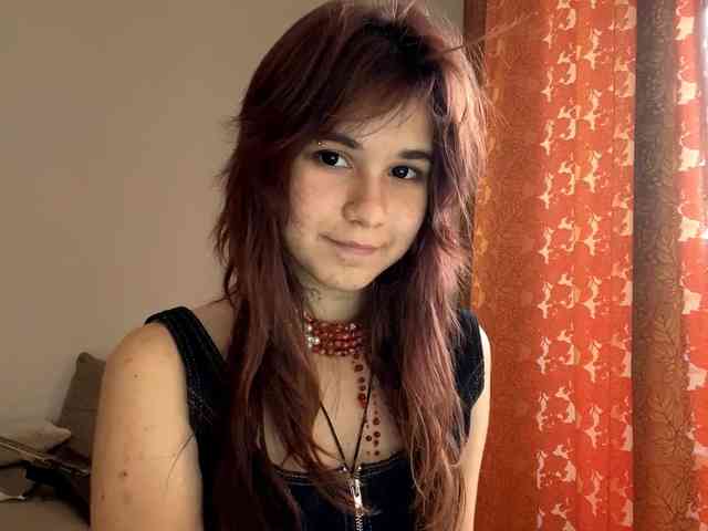 AngelinaVier webcam