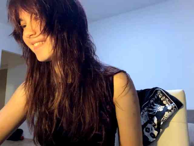 AngelinaVier webcam