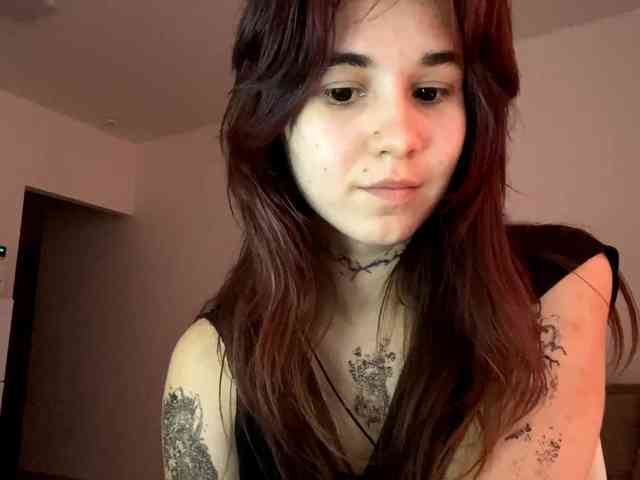 AngelinaVier webcam