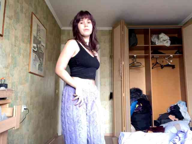 AngelinaVier webcam