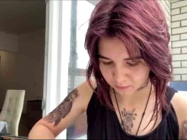 AngelinaVier webcam