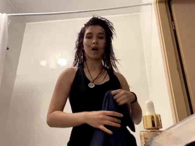 AngelinaVier webcam