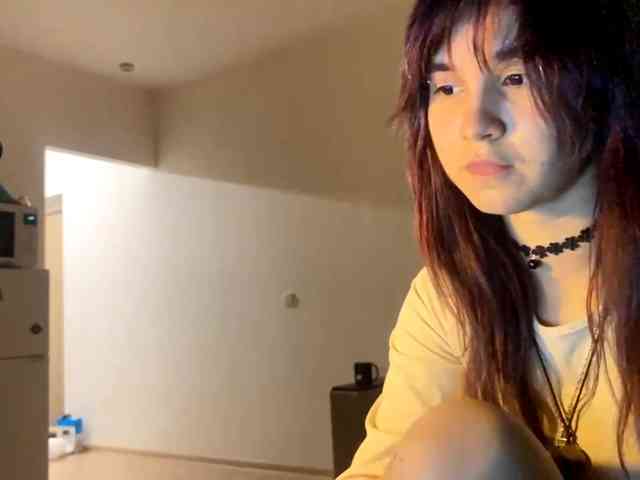 AngelinaVier webcam
