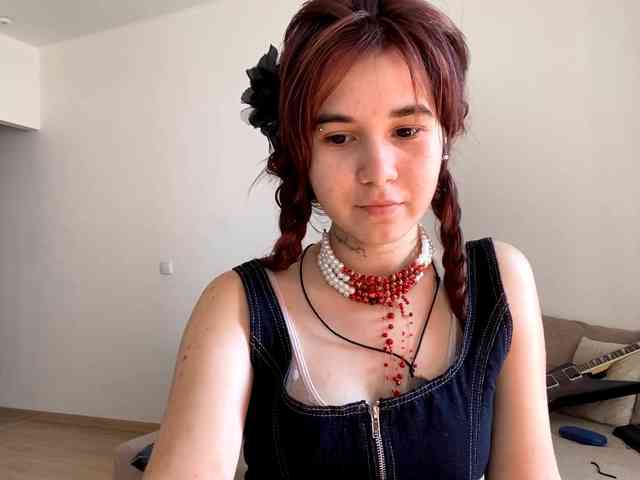 AngelinaVier webcam