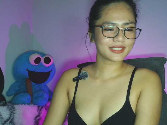 BadKittyXO live cam on BongaCams