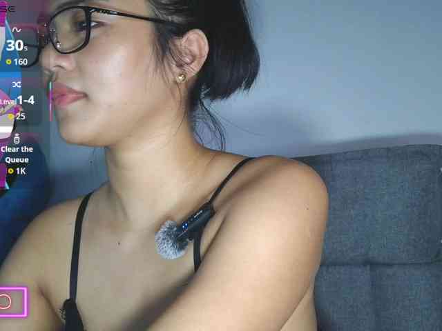 BadKittyXO webcam