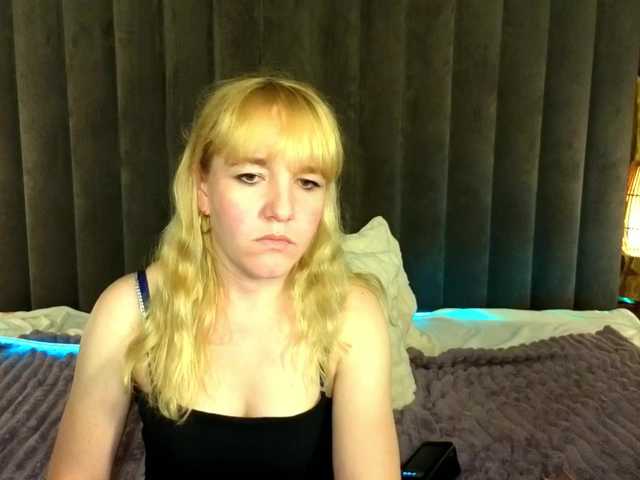 KirraSalute live cam on BongaCams