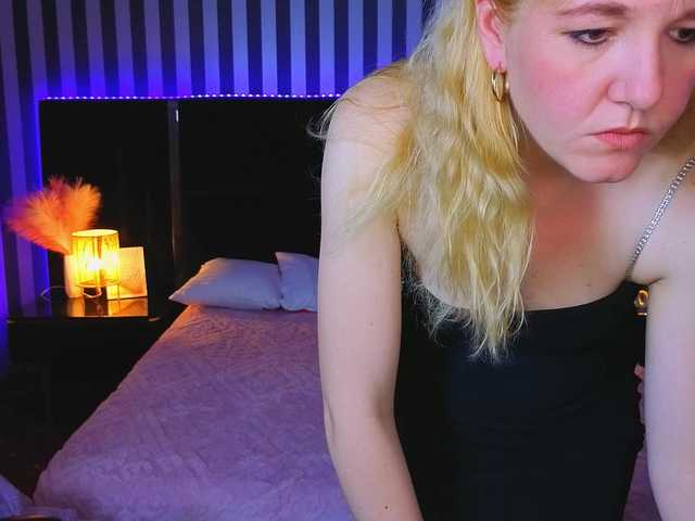KirraSalute live cam on BongaCams