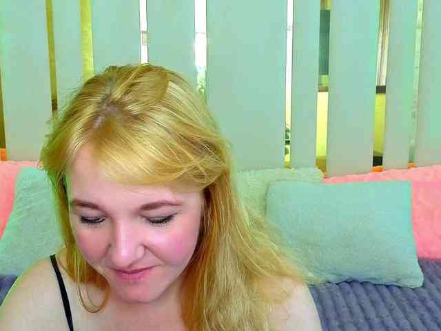 KirraSalute Sex Cam Show
