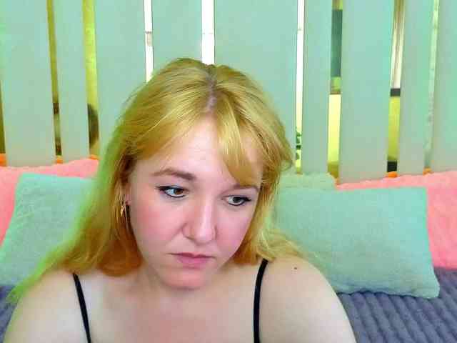 KirraSalute Sex Cam Show