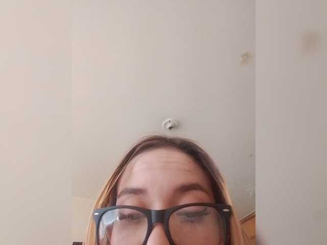 sarafoxxx live cam on BongaCams