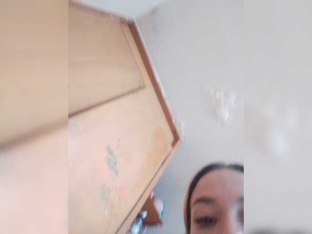 sarafoxxx live cam on BongaCams
