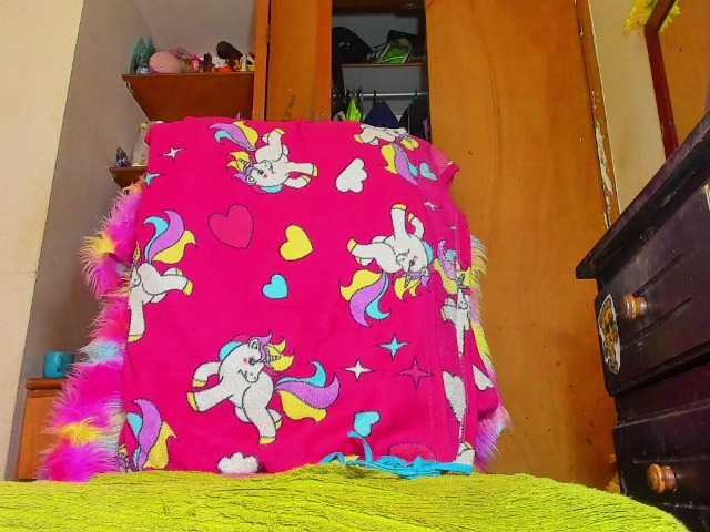 sarafoxxx live cam on BongaCams