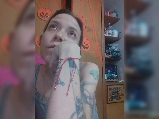 sarafoxxx live cam on BongaCams