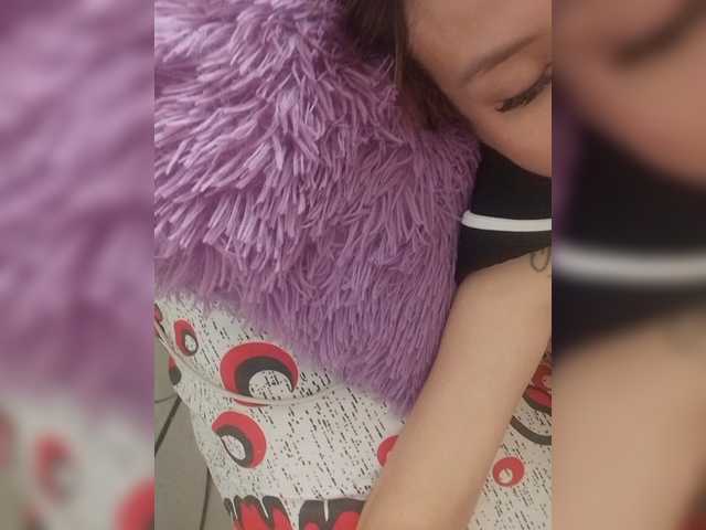 sarafoxxx live cam on BongaCams