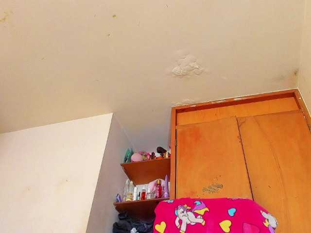 sarafoxxx live cam on BongaCams