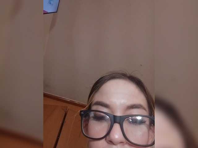 sarafoxxx live cam on BongaCams