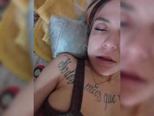 sarafoxxx webcam