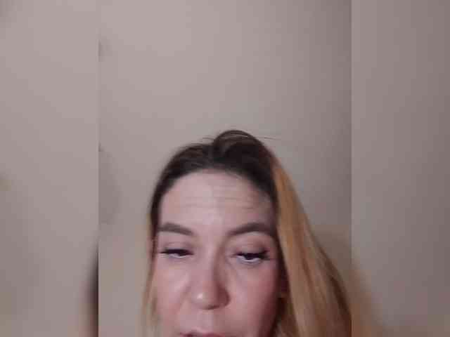 sarafoxxx webcam