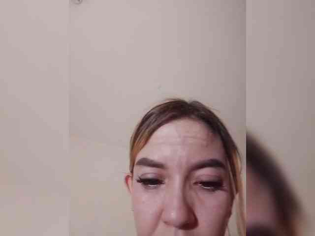sarafoxxx webcam