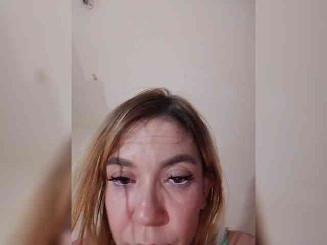 sarafoxxx webcam