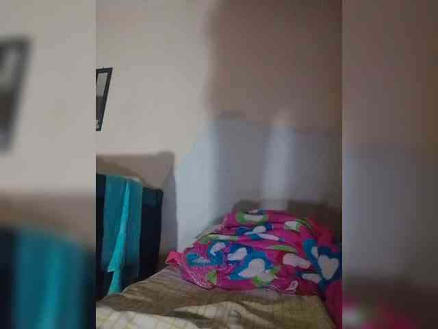 Cloe1617 webcam