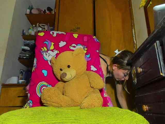 sarafoxxx webcam