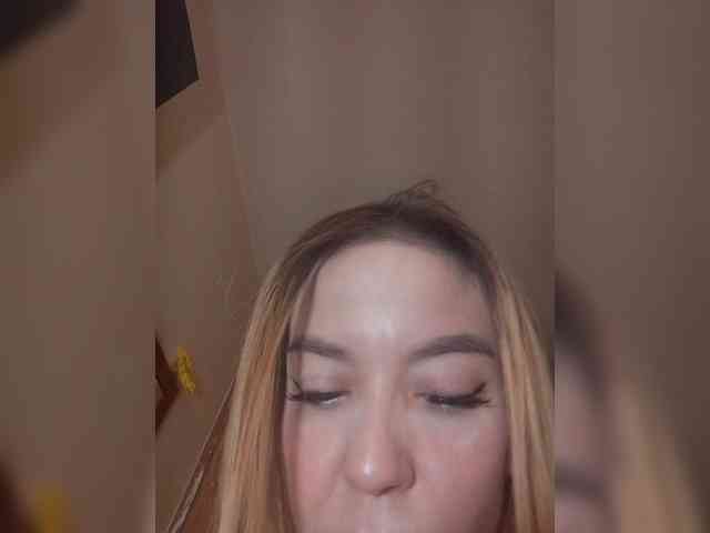 sarafoxxx webcam