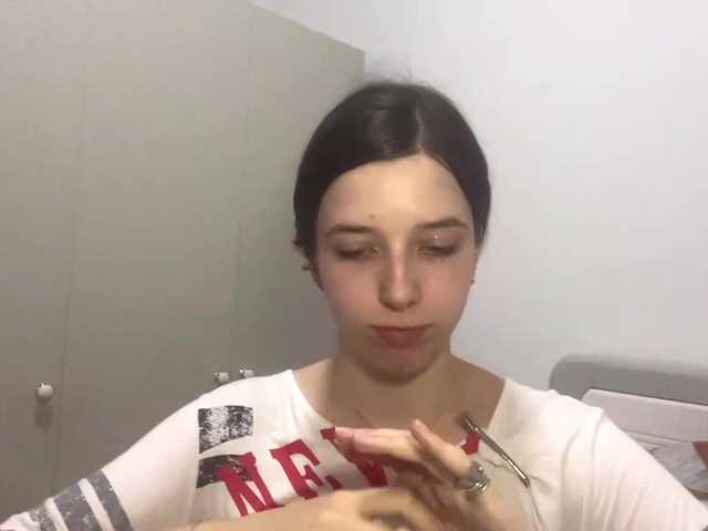 SageGreenlief live cam on BongaCams