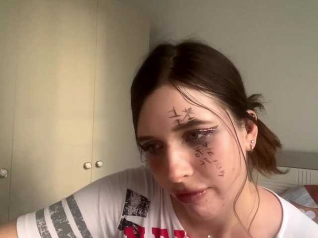 SageGreenlief live cam on BongaCams