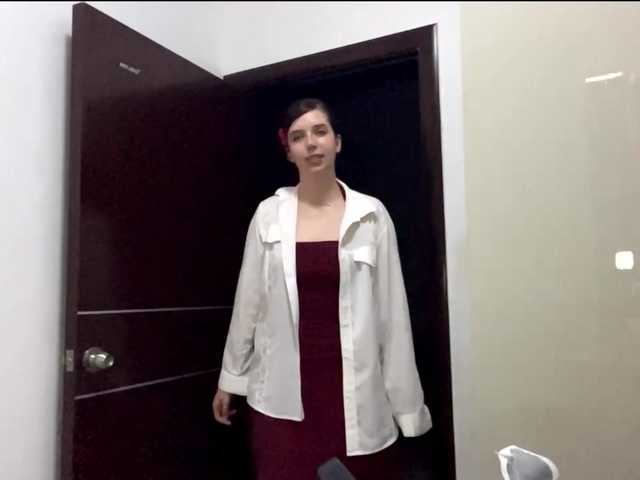 SageGreenlief live cam on BongaCams