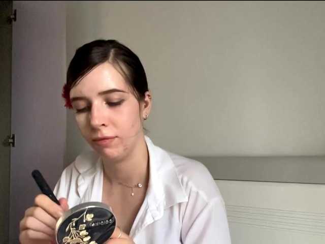 SageGreenlief live cam on BongaCams