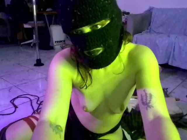 Modelo: babalon333