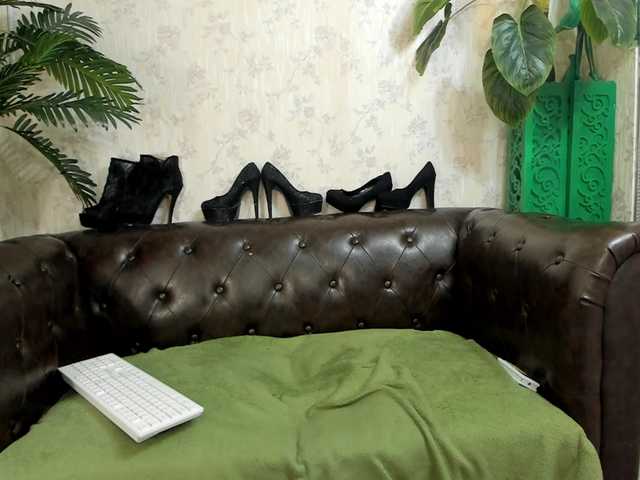 IrisIrs live cam