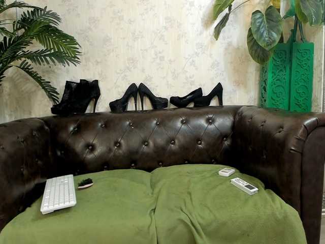IrisIrs live cam