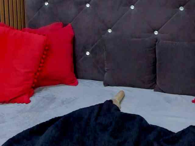 IrisIrs Live Webcam on BongaCams