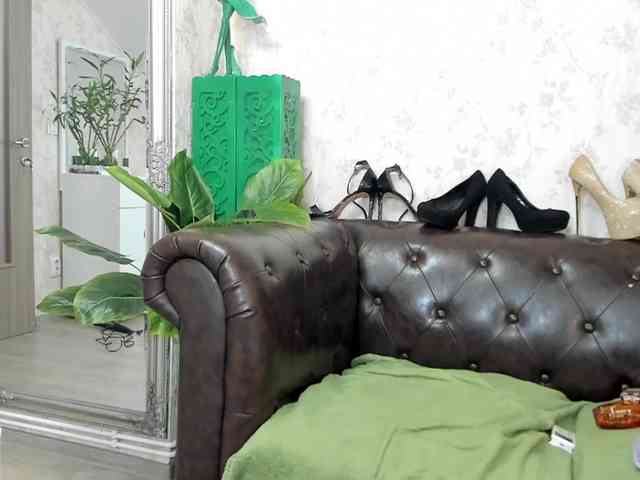 Irisirs's cam show statistics and live stream