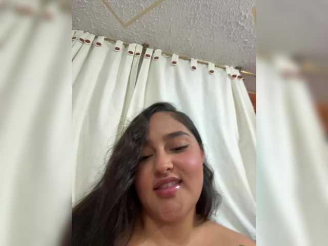 JulianaM live cam on BongaCams