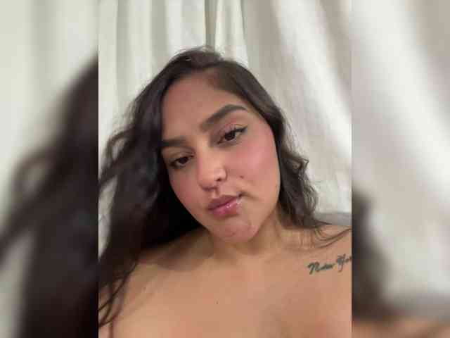 JulianaM webcam