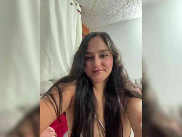 JulianaM webcam